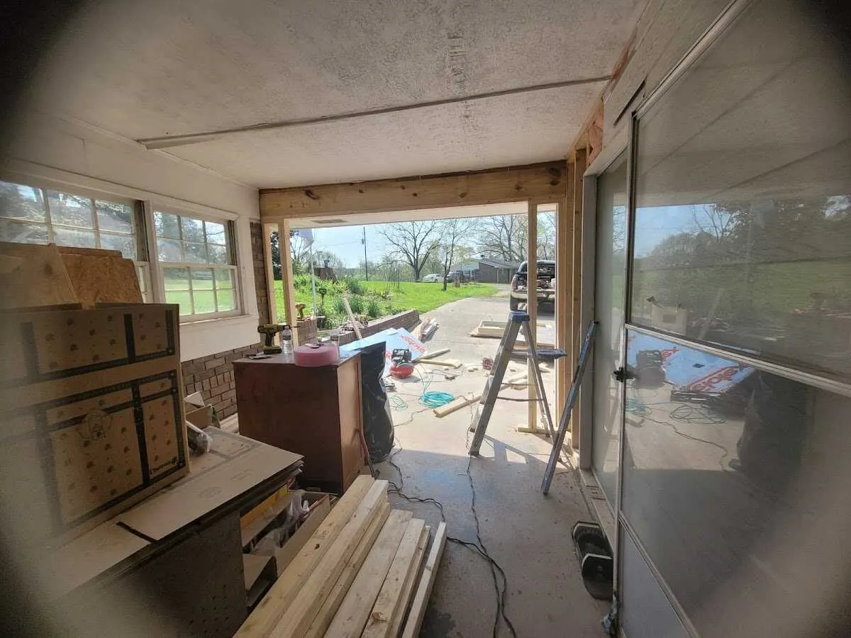 Air movers and dehumidifier for Drying & Dehumidification in Hammonton